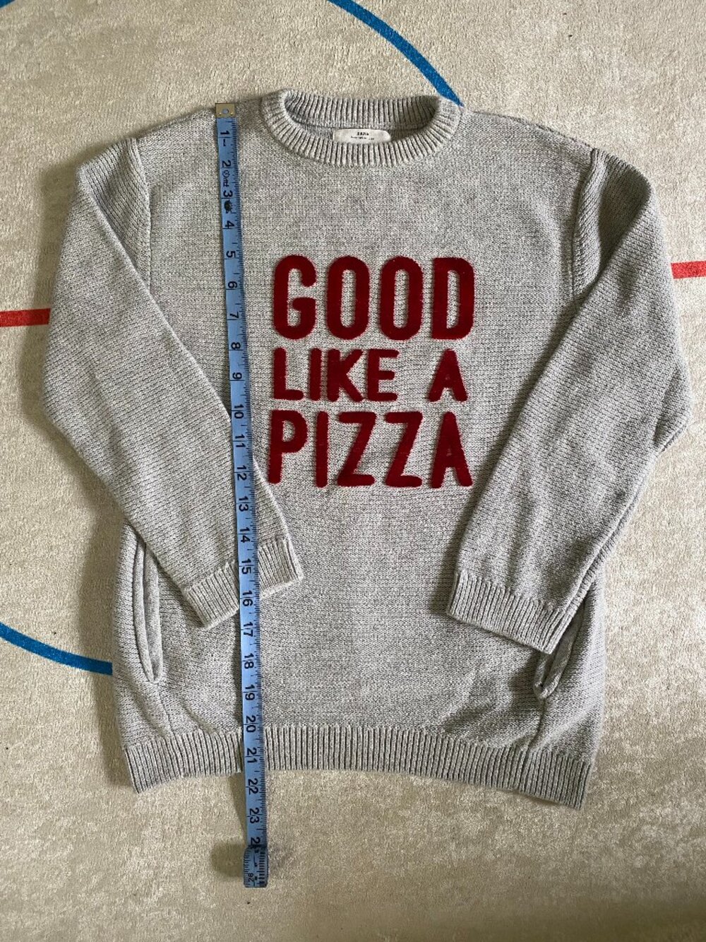 Zara sweater with pockets, size 9